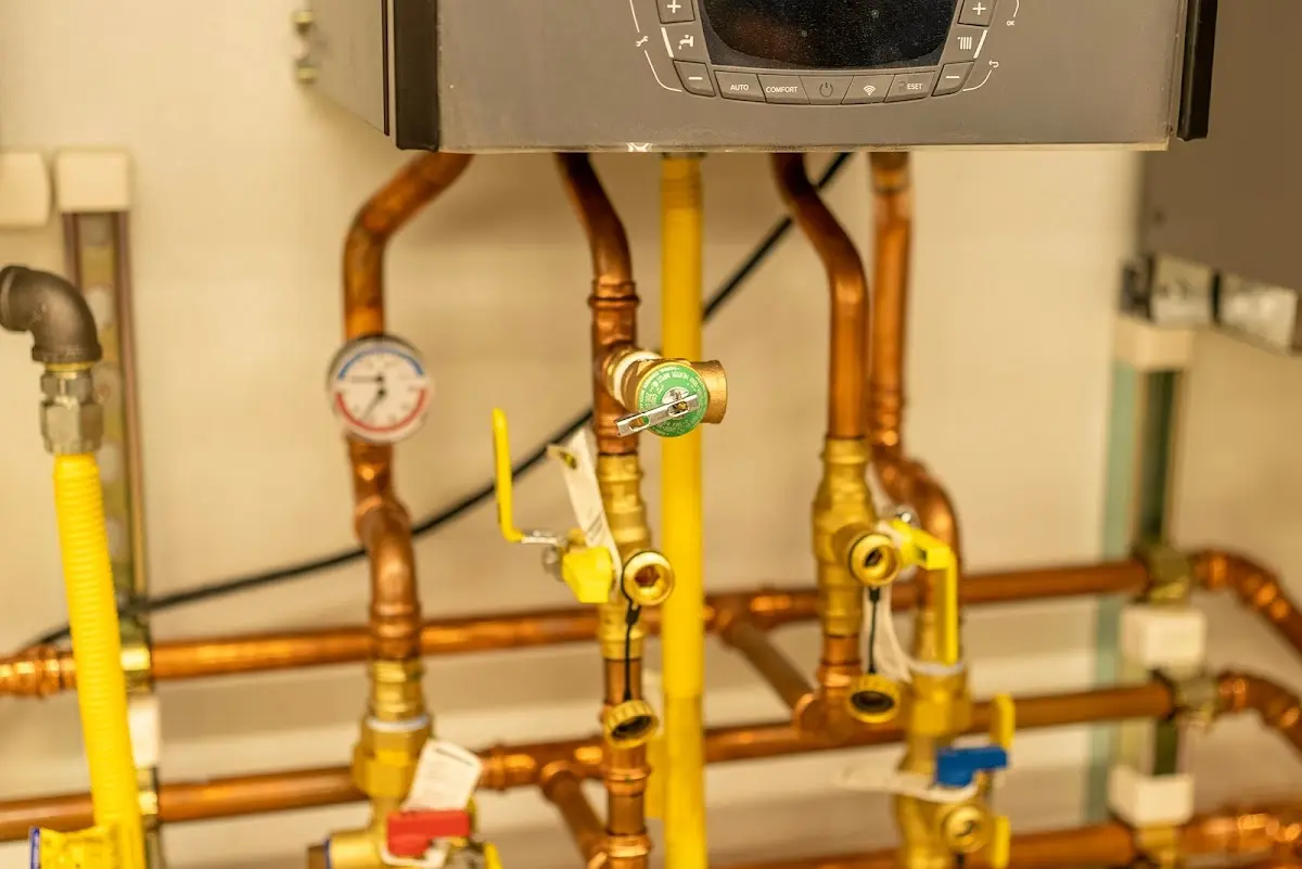 Licensed technician providing Pipe Repair for a homeowner in Ewa Beach